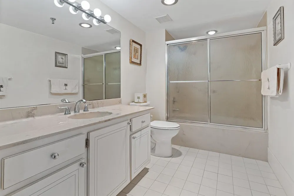 6400 NW 2ND AVENUE #321 Boca Raton, FL 33487