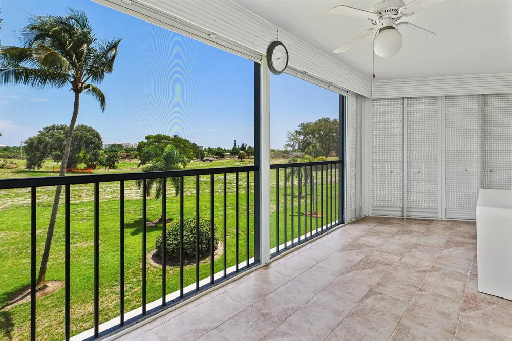 6400 NW 2ND AVENUE #321 Boca Raton, FL 33487