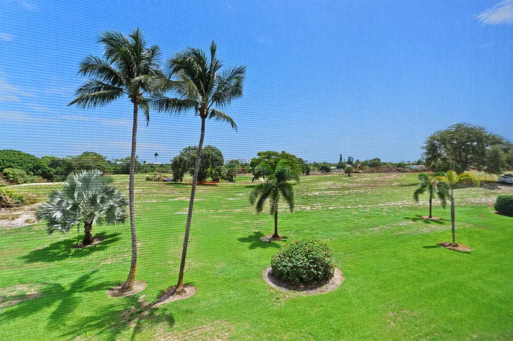 6400 NW 2ND AVENUE #321 Boca Raton, FL 33487