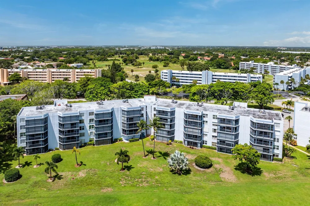 6400 NW 2ND AVENUE #321 Boca Raton, FL 33487