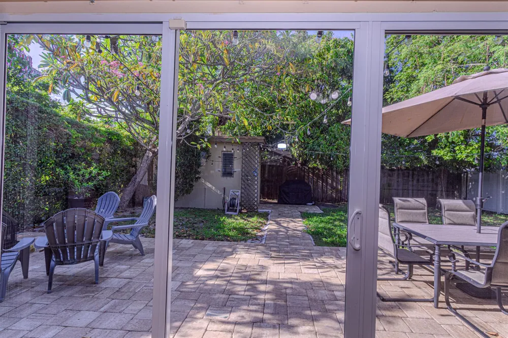 429 SUMMA STREET West Palm Beach, FL 33405