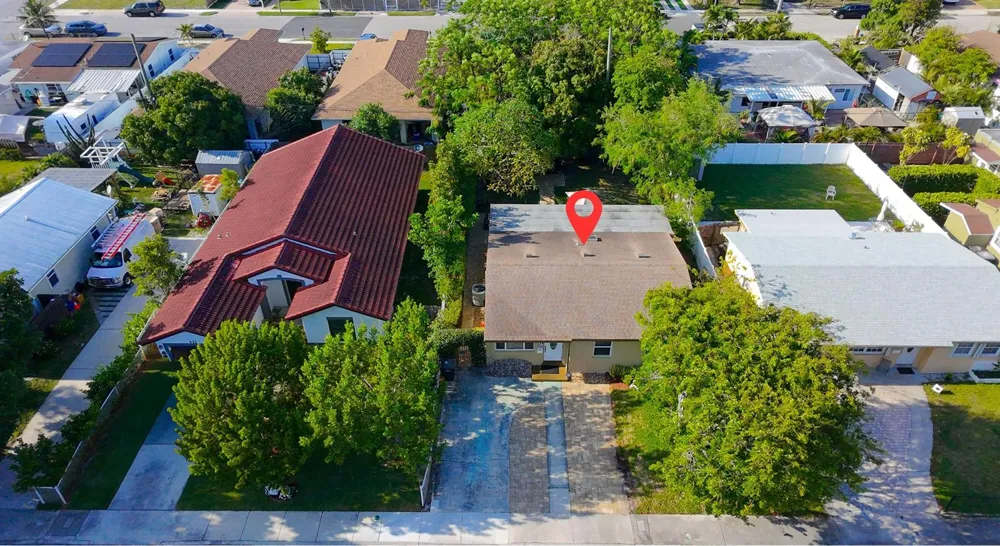 429 SUMMA STREET West Palm Beach, FL 33405