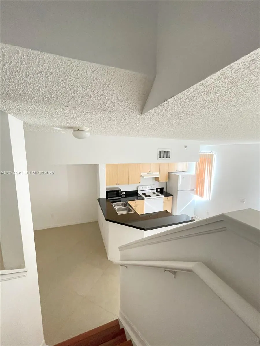 2831 NE 185th St #603 Aventura, FL 33180