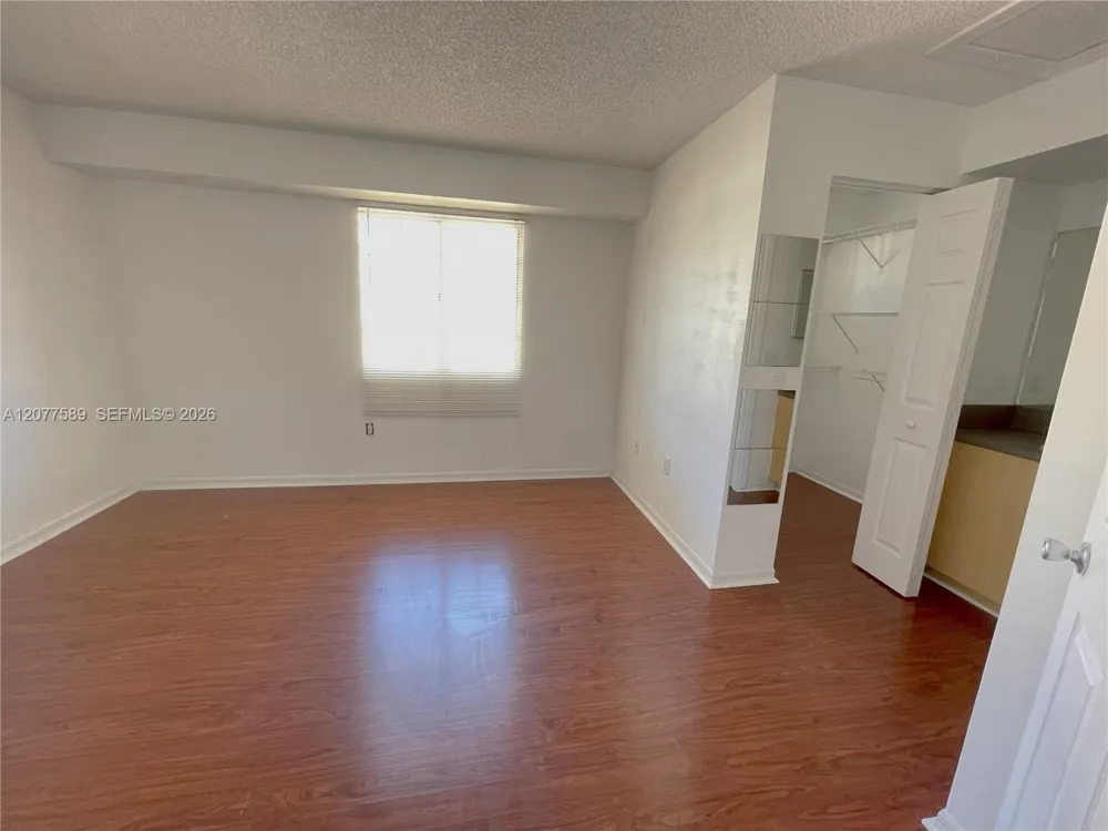 2831 NE 185th St #603 Aventura, FL 33180