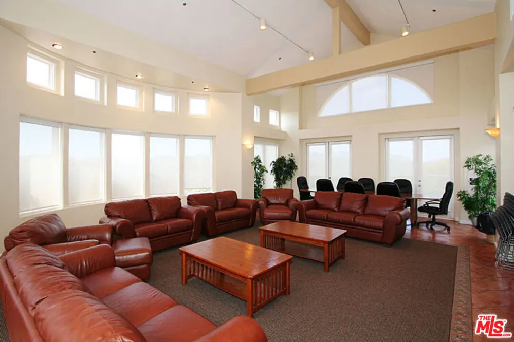 16610 Calle Brittany Pacific Palisades, CA 90272