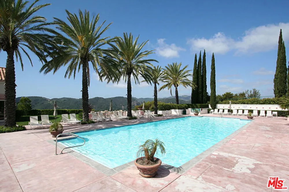 16610 Calle Brittany Pacific Palisades, CA 90272