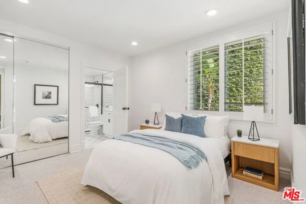 16610 Calle Brittany Pacific Palisades, CA 90272