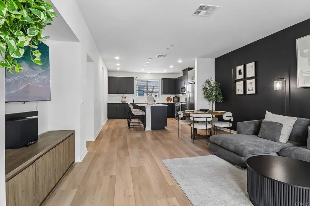 5471 Seacliff Place #84 San Diego, CA 92154