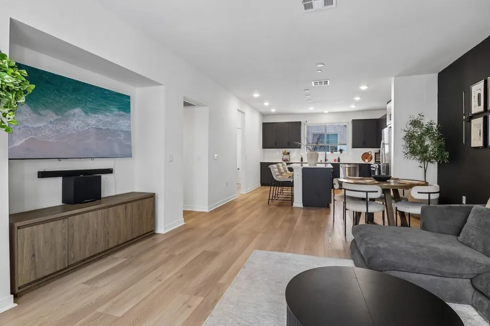 5471 Seacliff Place #84 San Diego, CA 92154