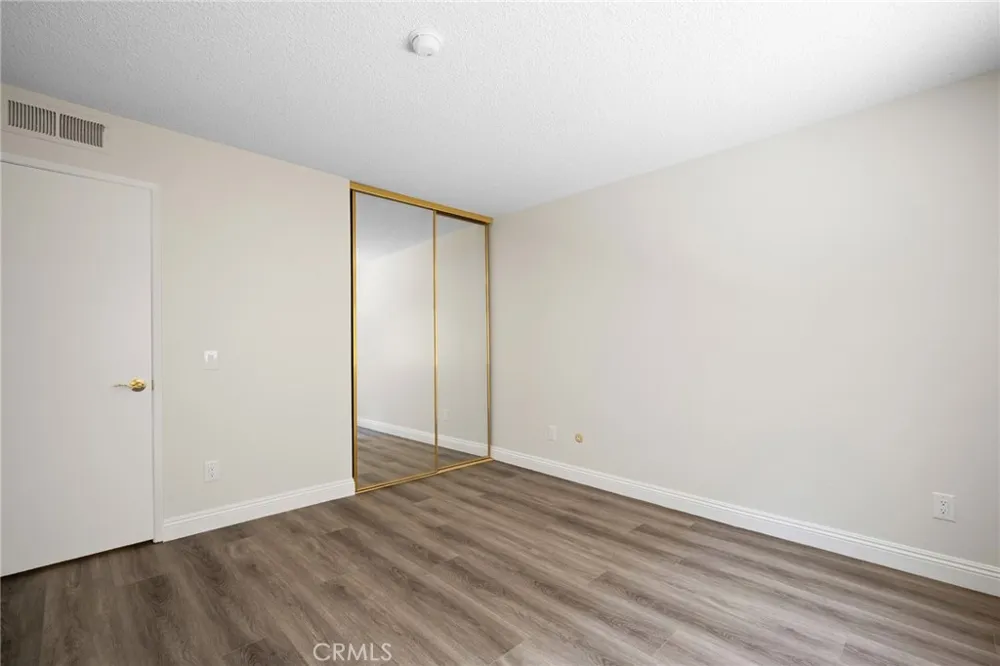 3481 Stancrest Drive #123 Glendale, CA 91208