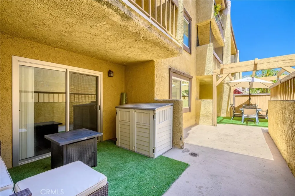 3481 Stancrest Drive #123 Glendale, CA 91208
