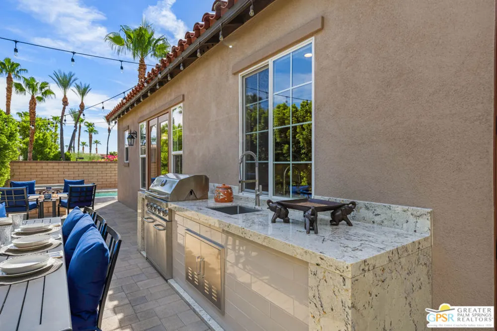 2846 Amatista Court Palm Springs, CA 92264