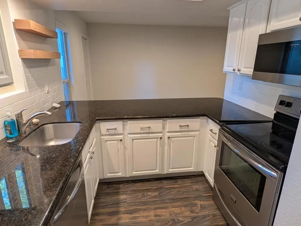 225 Red Oak Drive Sunnyvale, CA 94086