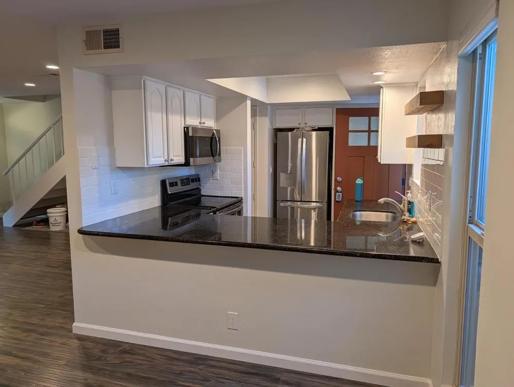 225 Red Oak Drive Sunnyvale, CA 94086