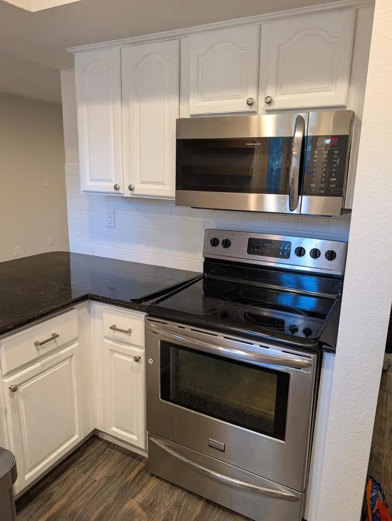 225 Red Oak Drive Sunnyvale, CA 94086