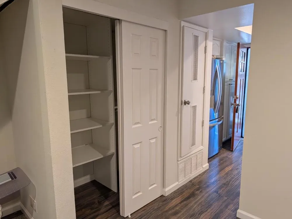 225 Red Oak Drive Sunnyvale, CA 94086