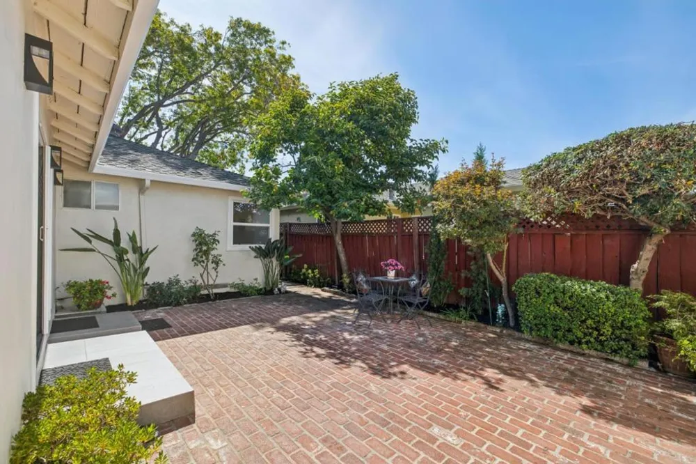 593 Worley Avenue Sunnyvale, CA 94085