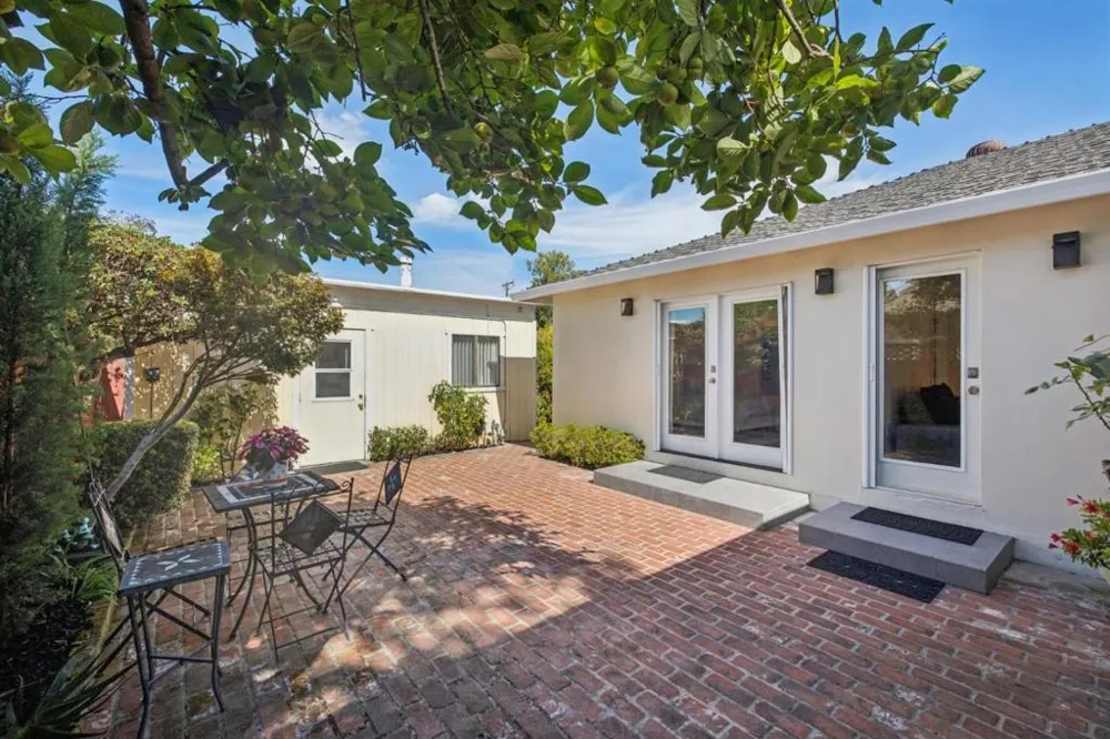 593 Worley Avenue Sunnyvale, CA 94085