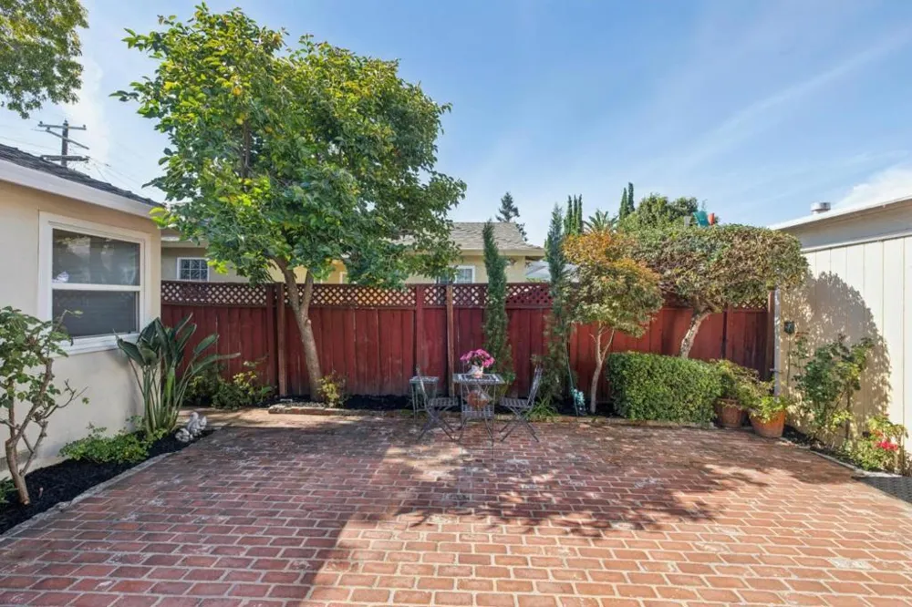 593 Worley Avenue Sunnyvale, CA 94085