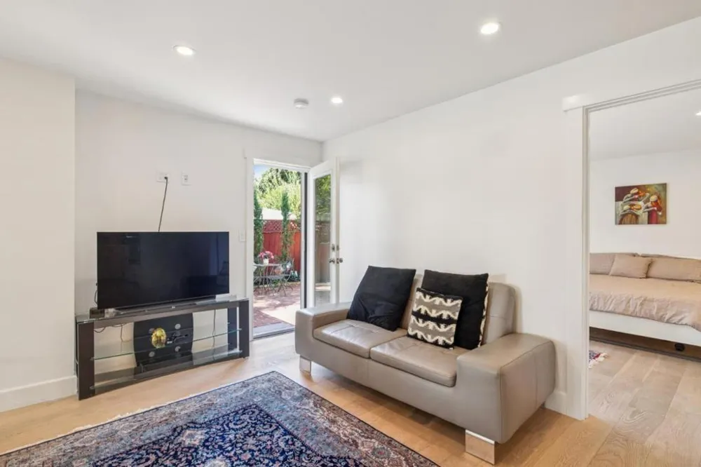 593 Worley Avenue Sunnyvale, CA 94085