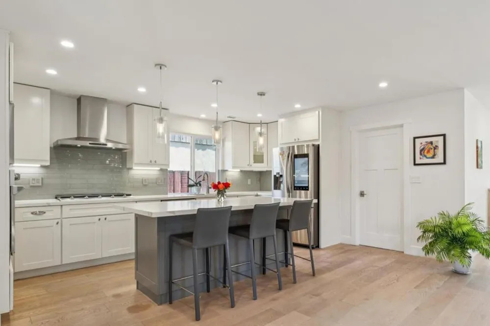 593 Worley Avenue Sunnyvale, CA 94085