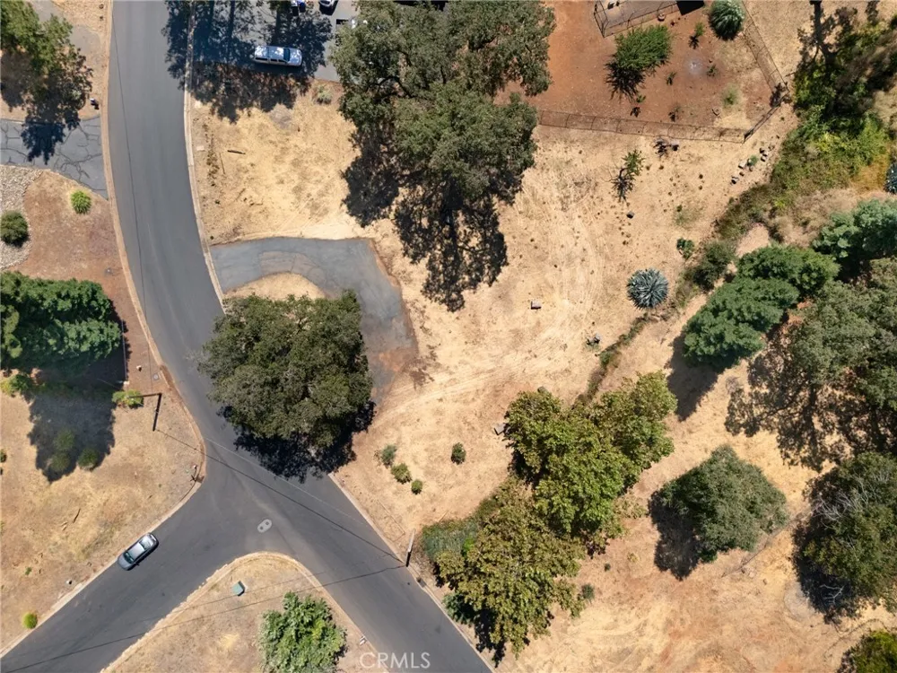 5957 Crestmoor Paradise, CA 95969