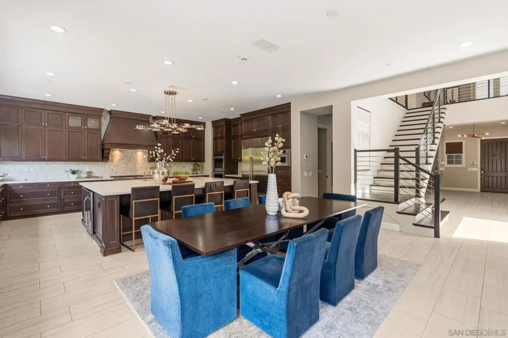 4720 Borden Carlsbad, CA 92010