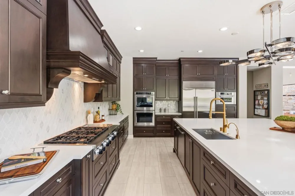 4720 Borden Carlsbad, CA 92010