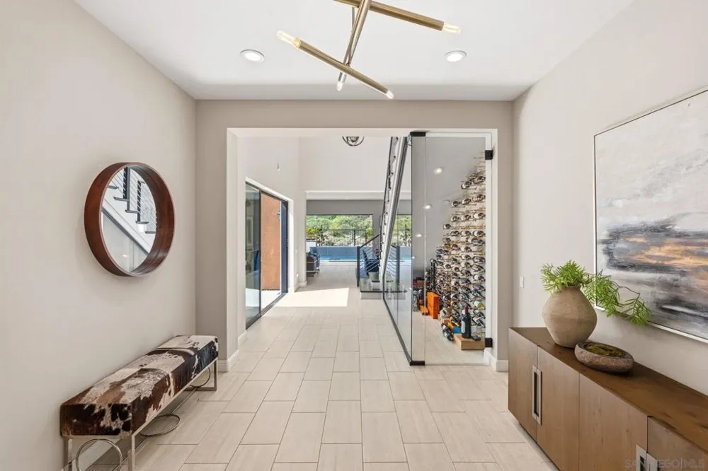4720 Borden Carlsbad, CA 92010