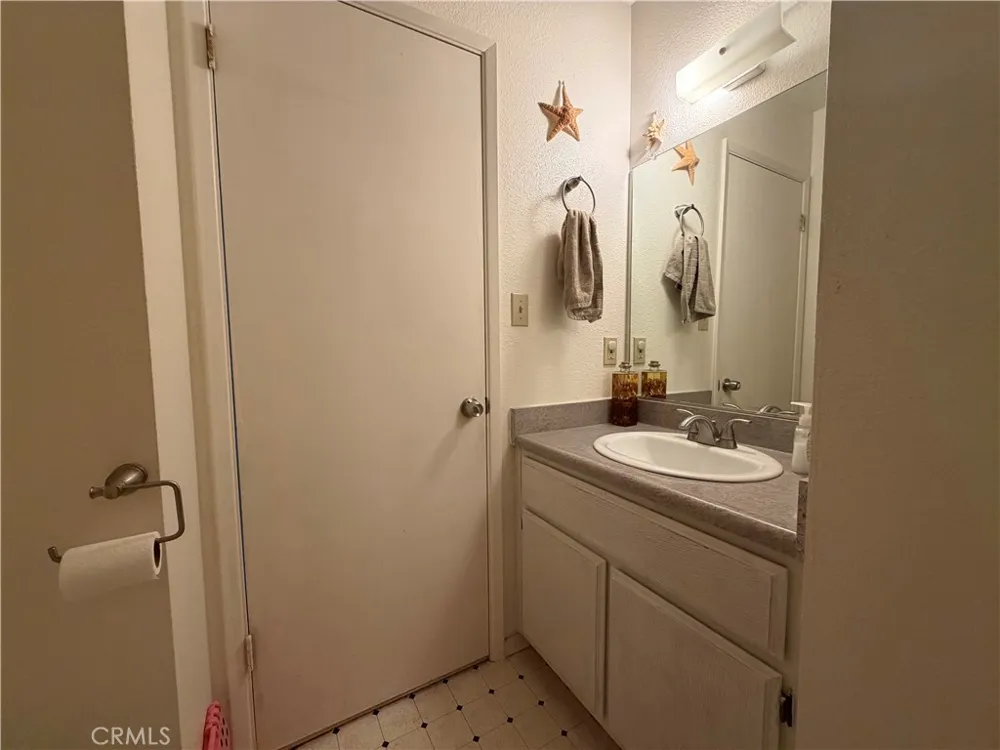 13129 Clement Edwards, CA 93523