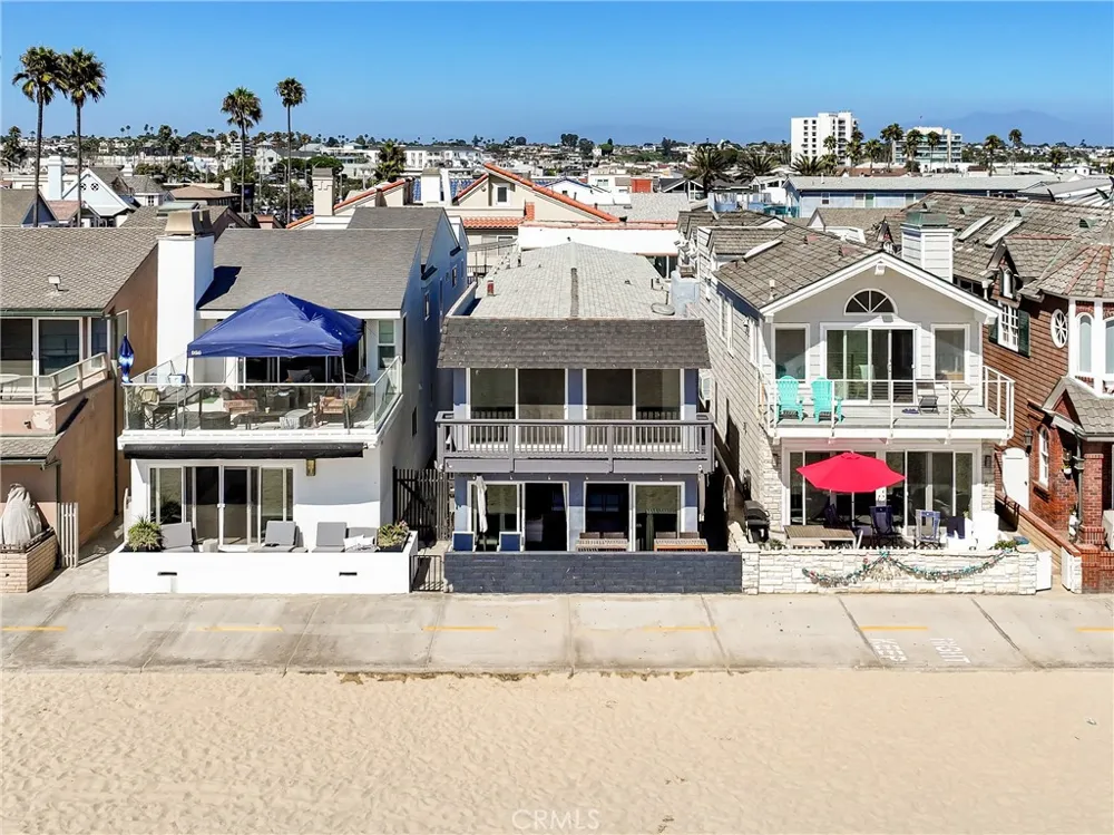 3010 W Oceanfront #Upper "B" Newport Beach, CA 92663