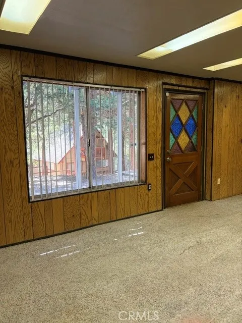 1163 Jungfrau Crestline, CA 92325