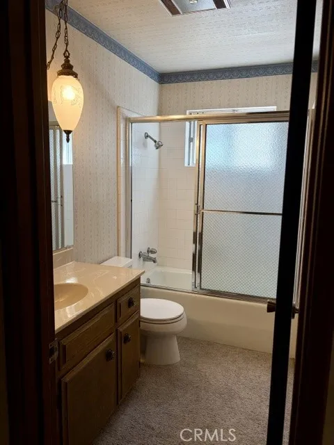 1163 Jungfrau Crestline, CA 92325