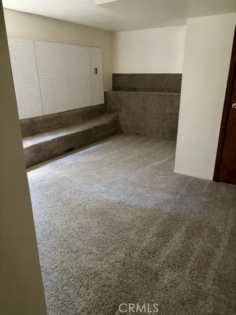 1163 Jungfrau Crestline, CA 92325