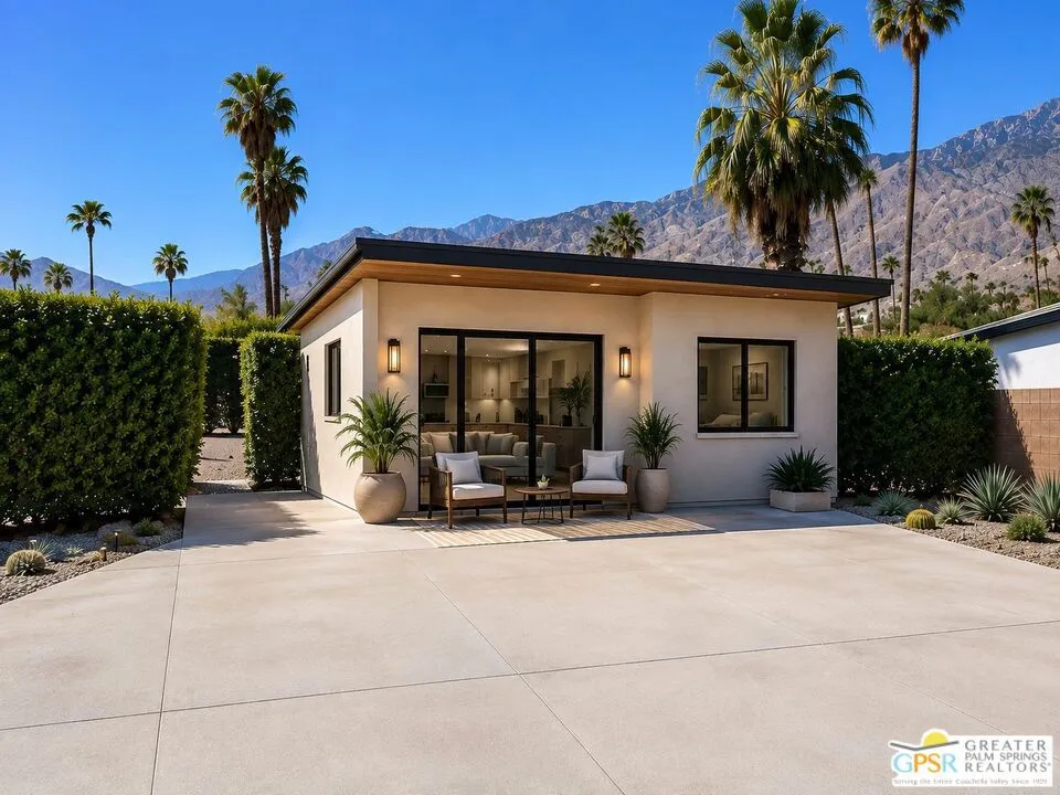 952 Camino Condor Palm Springs, CA 92262