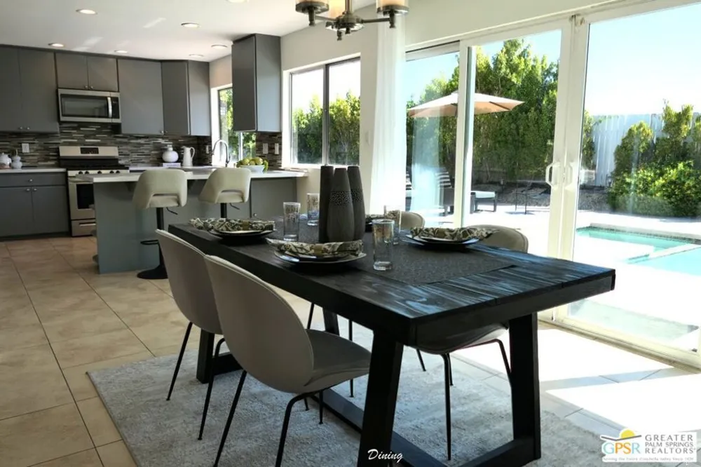 952 Camino Condor Palm Springs, CA 92262