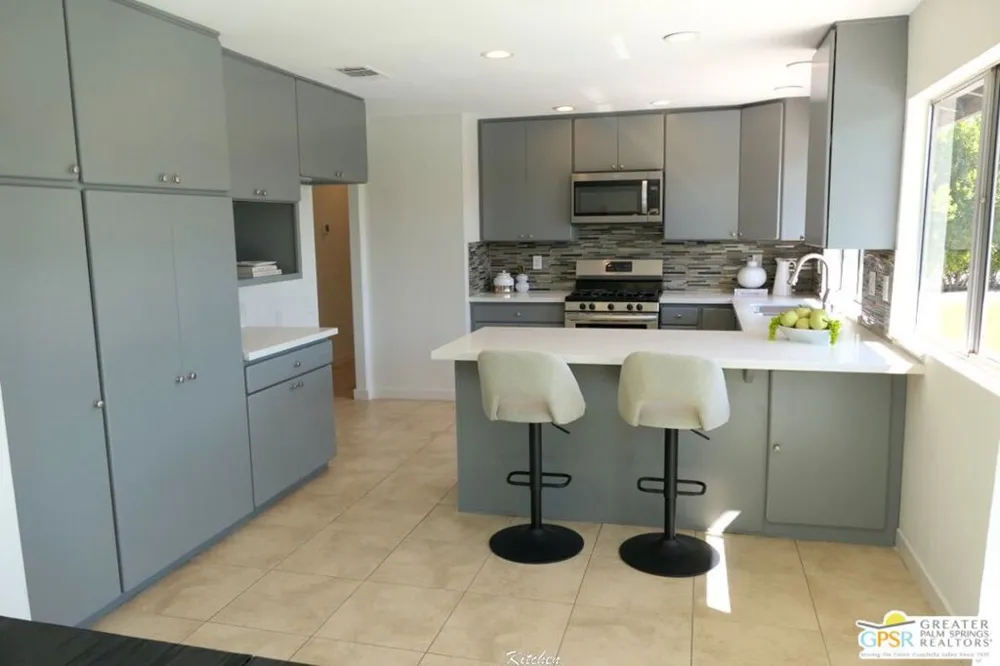 952 Camino Condor Palm Springs, CA 92262