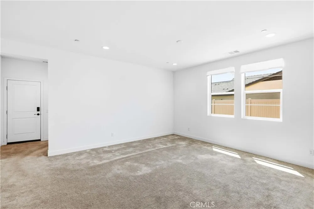 3981 Eliopulos Ranch Palmdale, CA 93551
