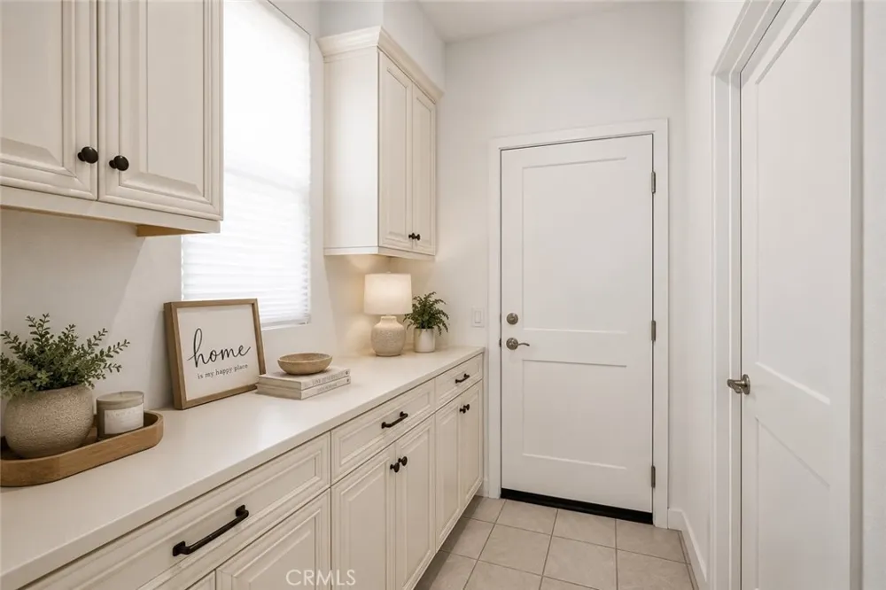 3981 Eliopulos Ranch Palmdale, CA 93551
