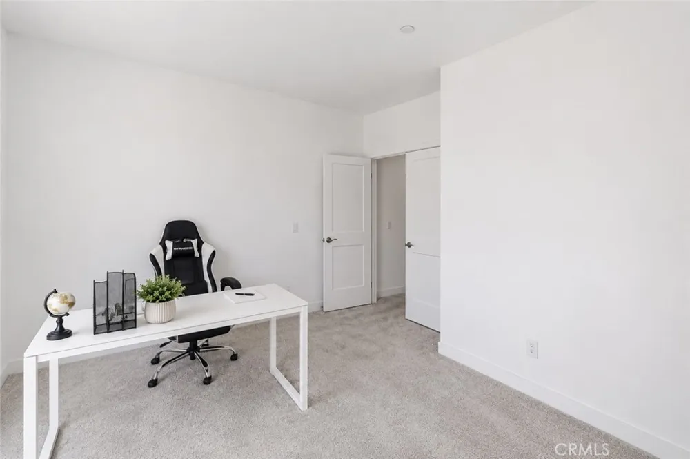 3981 Eliopulos Ranch Palmdale, CA 93551