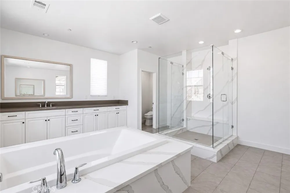 3981 Eliopulos Ranch Palmdale, CA 93551