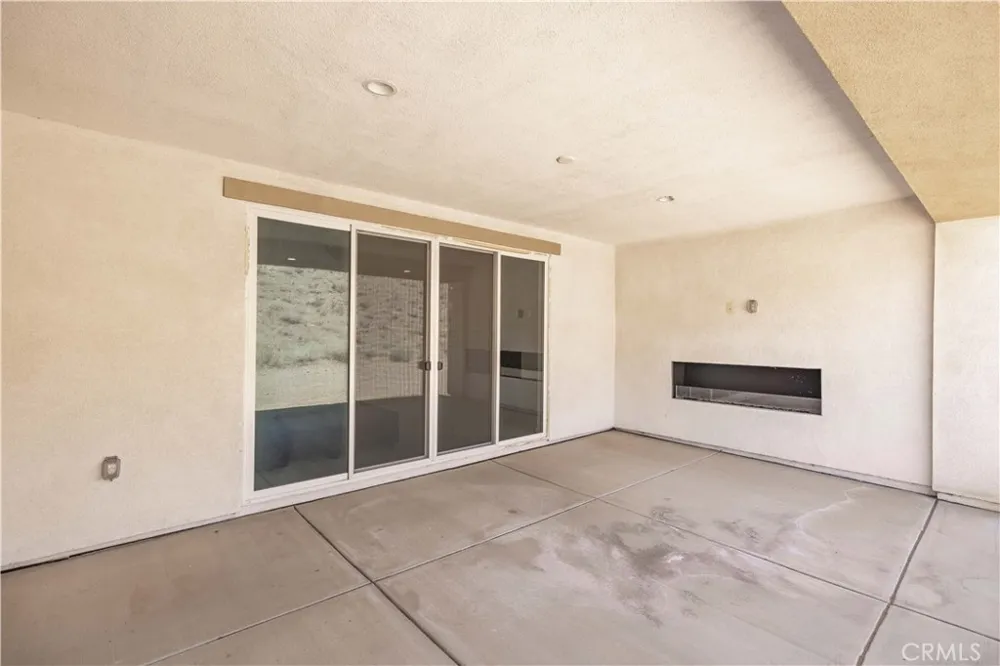 3981 Eliopulos Ranch Palmdale, CA 93551