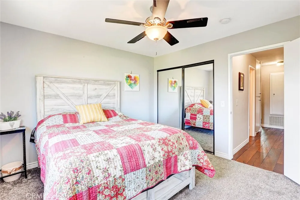 10480 Sunland Boulevard #7 Sunland, CA 91040