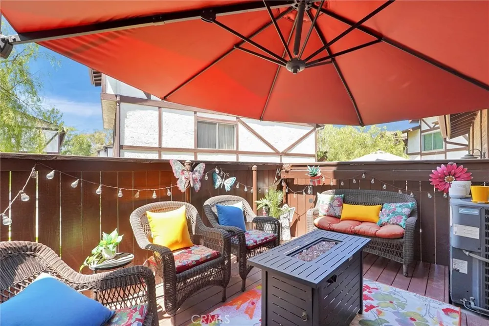 10480 Sunland Boulevard #7 Sunland, CA 91040