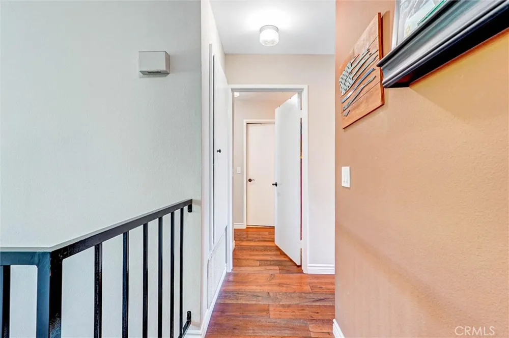 10480 Sunland Boulevard #7 Sunland, CA 91040