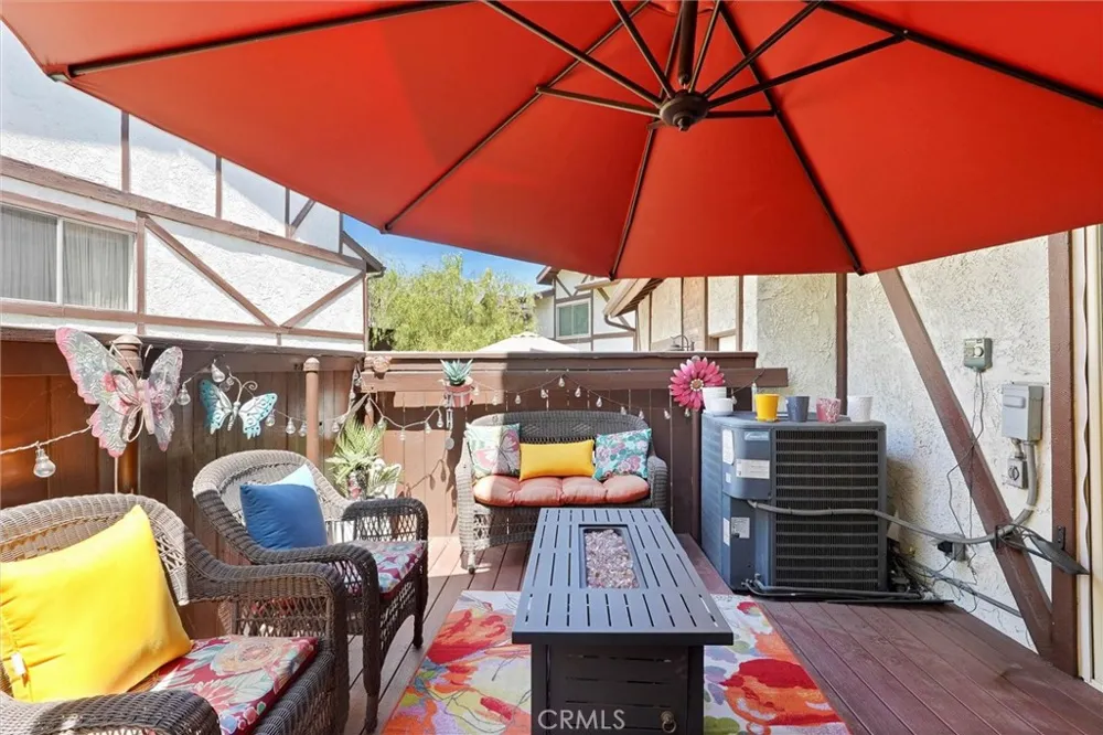 10480 Sunland Boulevard #7 Sunland, CA 91040