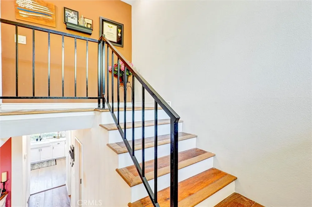10480 Sunland Boulevard #7 Sunland, CA 91040