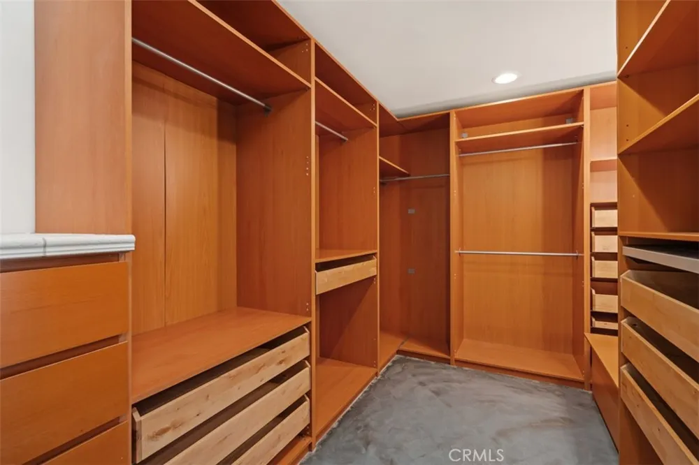 11575 Sunshine Terrace Studio City, CA 91604