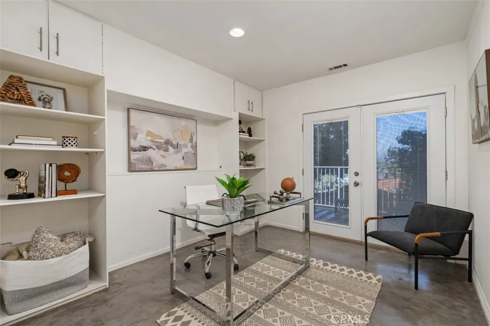 11575 Sunshine Terrace Studio City, CA 91604