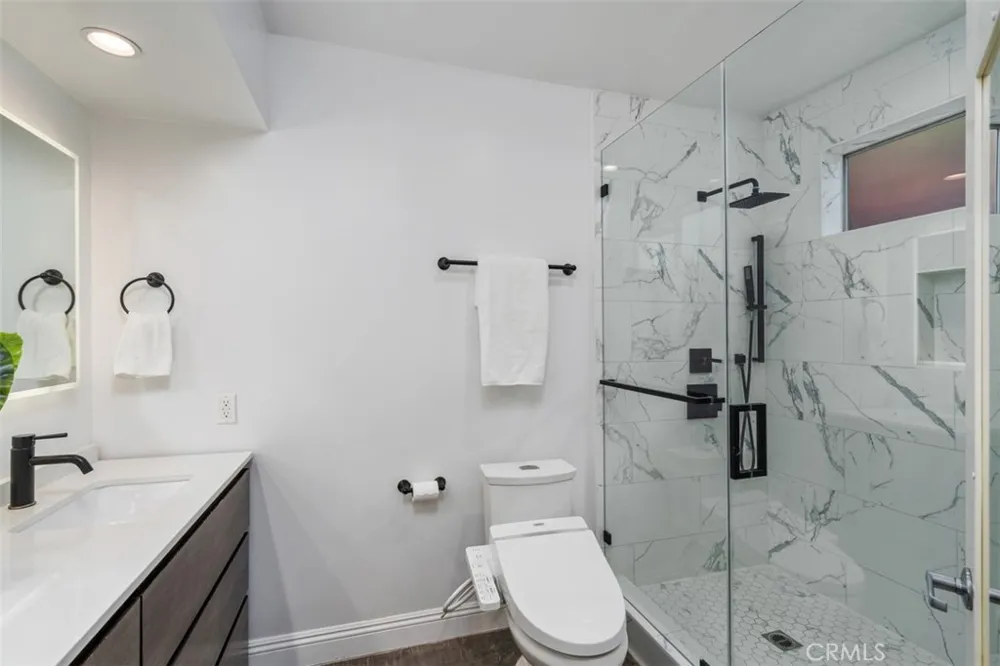 11575 Sunshine Terrace Studio City, CA 91604